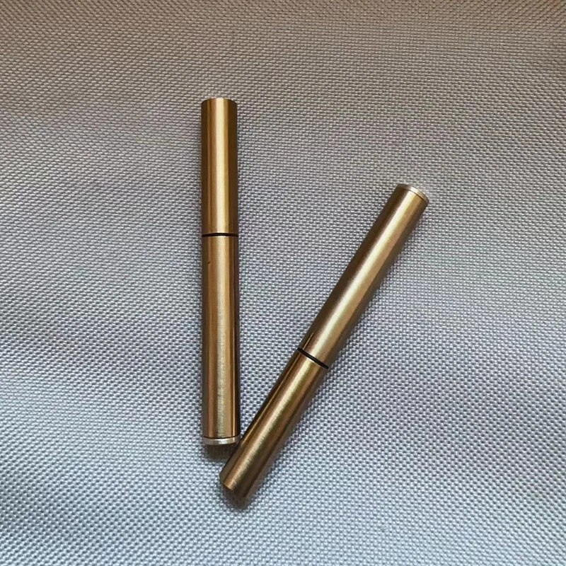 Compact New Brass Lighter Wind - Fire Starting Kit recension och pris